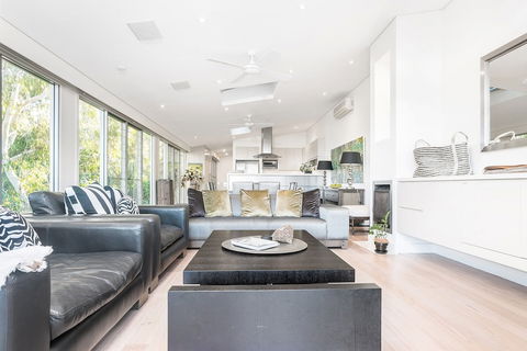 Your Luxury Escape - Vue From Here - Darwin Holiday 4