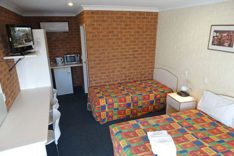 MAS Country Colonial Motor Inn - Darwin Holiday 3