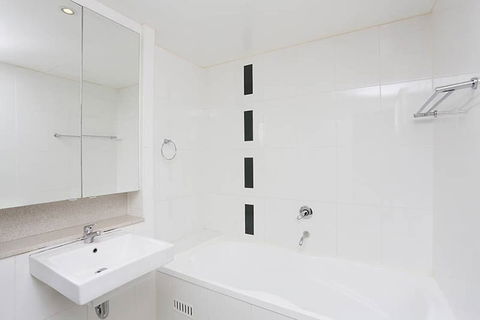 B08-darling Harbour Studio - Darwin Holiday 4