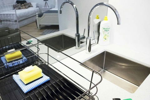 B08-darling Harbour Studio - Darwin Holiday 1