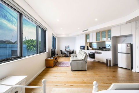 B08-darling Harbour Studio - Darwin Holiday 5