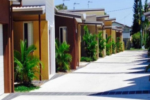 1 BDR Sea Side Guesthouse - Darwin Holiday 1