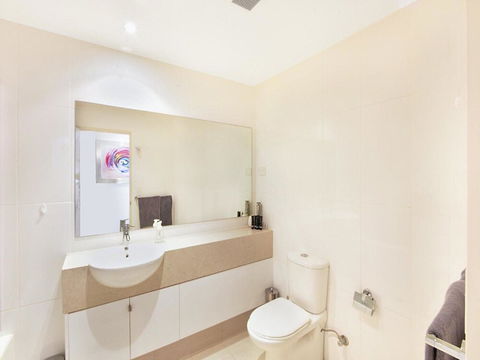 Coast Luxury Apartment 22 - Darwin Holiday 3