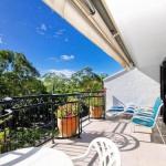 Bayona U2 - Darwin Holiday 0