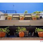 Bayona U4 - Darwin Holiday 0