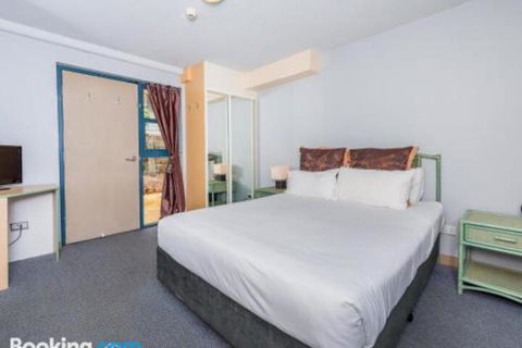 Bay Breeze 2 Bedroom Villa 10 - Darwin Holiday 4