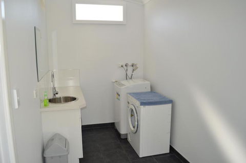 Wattle Grove Villa - Darwin Holiday 2