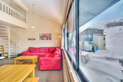 Snow Ski Apartments 16 - Darwin Holiday 2