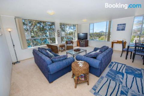 Thurlow 13 / 2 - Darwin Holiday 5