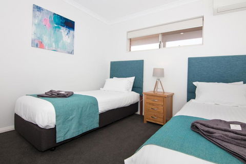 Jurien Bay Motel Apartments - Darwin Holiday 4