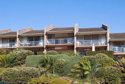 10 / 130 Lighthouse Rd Byron Bay James Cook Apartments - Darwin Holiday 4