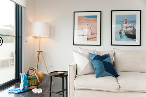 Mollymook Beachfront Penthouse 9 - Darwin Holiday 6