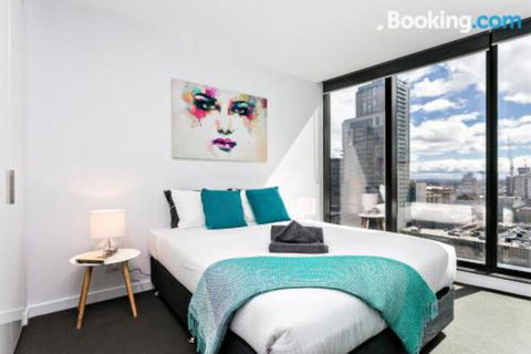 Complete Host Manhattan Apartments - Darwin Holiday 3