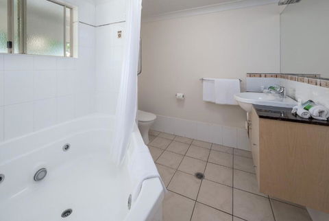 Port Douglas Affordable Accommodation - Darwin Holiday 1