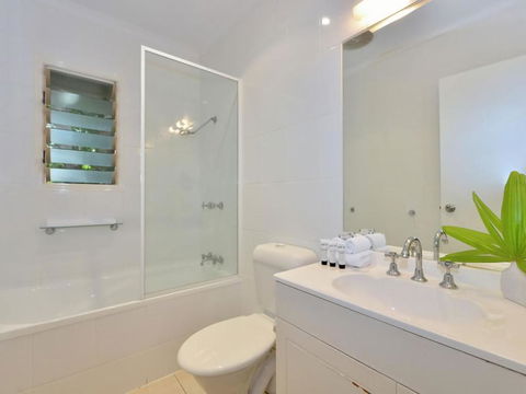 Moona - Darwin Holiday 3