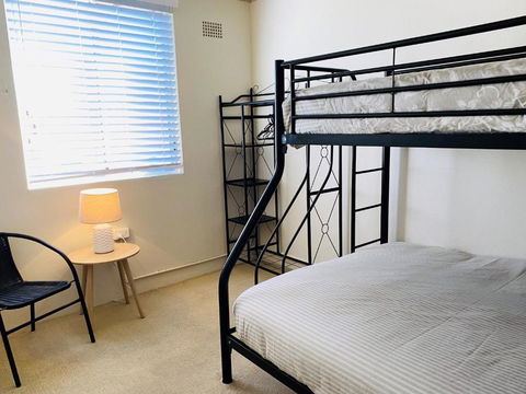 5 SHOAL TOWERS 11 SHOAL BAY RD FANTASTIC LOCATION WITH WATER VIEWS - Darwin Holiday 5