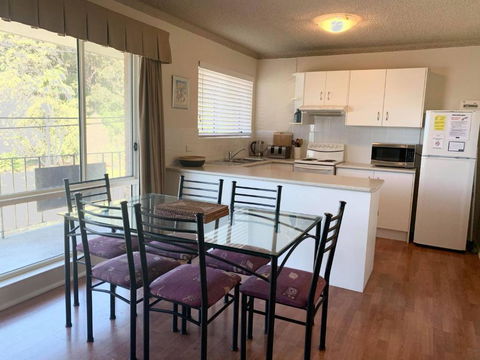 5 SHOAL TOWERS 11 SHOAL BAY RD FANTASTIC LOCATION WITH WATER VIEWS - Darwin Holiday 6