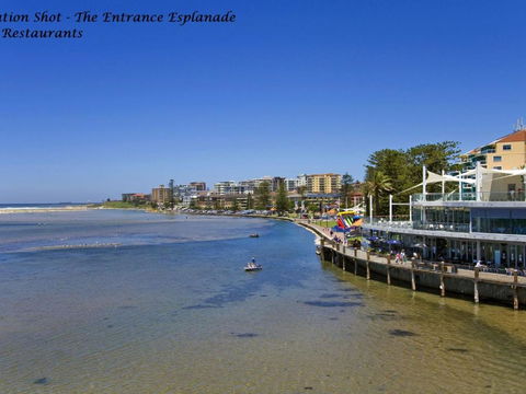 Waterfront Unit Unit 3 - Darwin Holiday 5