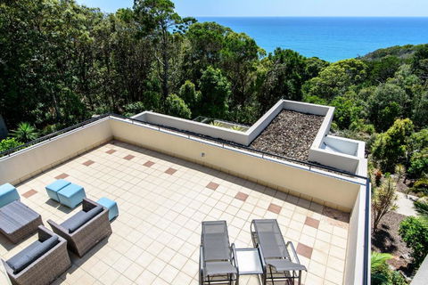 Ocean Break Coolum - Darwin Holiday 1