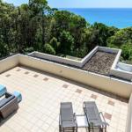 Ocean Break Coolum - Darwin Holiday 0