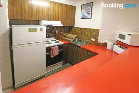 Beehive 9 - Darwin Holiday 3