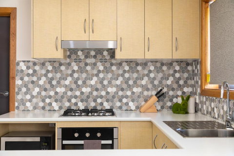 City Four Apartment - Darwin Holiday 3