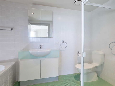 11 Bayview Apartment 42 Stockton Street Right In The CBD Of Nelson Bay With Water Views - Darwin Holiday 4