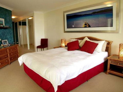 2 Magnus Pines 52 56 Magnus Street Stunning Unit With Aircon Water Views & Foxtel - Darwin Holiday 1