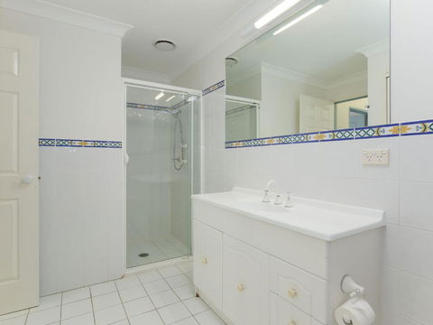 2 Paradiso 4 Laman Street Beautiful Unit With Stunning Water Views & Pool - Darwin Holiday 6