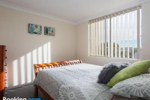 12 Thurlow Lodge 6 Thurlow Avenue Water Views Pool & Central Location - Darwin Holiday 0