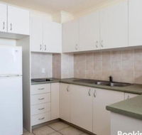 211 The Landmark 61B Dowling Street Resort Style holiday with pool games room  restaurant - Darwin Holiday