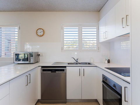 1 Intrepid 3 Intrepid Close Amazing Views Of Shoal Bay Only 100m From The Beach - Darwin Holiday 4