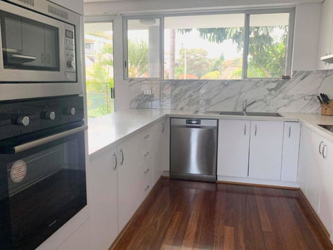 Barefoot 7 / 44 Marine Drive Fabulous Fingal Bay - Darwin Holiday 6