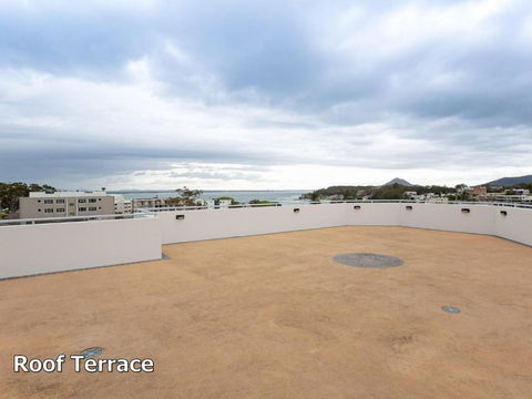 1 Seaview 9 Church Street Huge Air Conditioned Unit With Lift & WIFI - Darwin Holiday 6