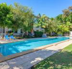 Baden 90 Rainbow Shores Resort Unit Pools Tennis Court Walk To Beach - Darwin Holiday