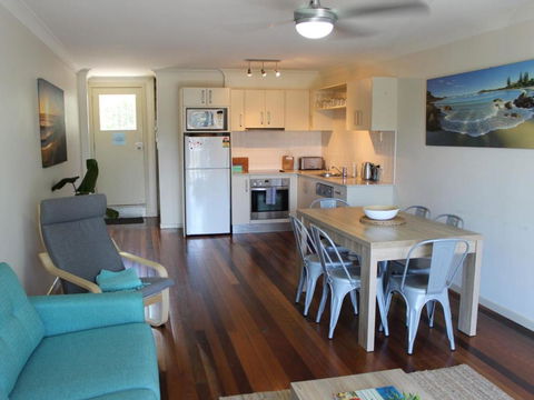 Seaspray Unit 7 Straight Across The Road From Main Beach Yamba - Darwin Holiday 6