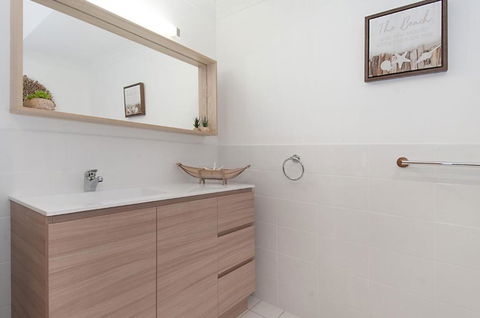 Calinda Sol 7 Byron Bay - Darwin Holiday 1