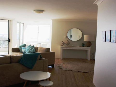 Beachpoint 301 On The Beach! - Darwin Holiday 4