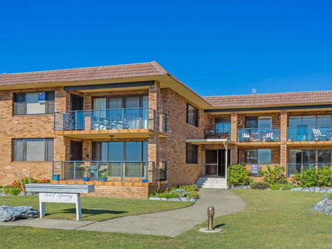 Surfspray 2 Pebbly Beach - Darwin Holiday 1