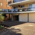 13 Parkview 11 13 Catalina Close Great Location Unit With A Locked Garage - Darwin Holiday 0
