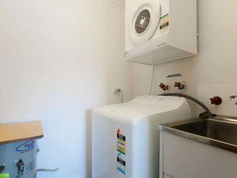 6 The Poplars 34 Magnus Street Fabulous Views & Pool In Complex - Darwin Holiday 6