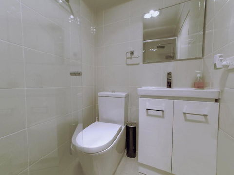 33 Bay Parklands 2 Gowrie Avenue Air Conditioning Foxtel Pool Tennis Court Spa - Darwin Holiday 2