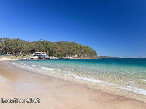 1 Little Hut 20 Kurrawa Close Spectacular Water Views NBN & Air Conditioned - Darwin Holiday 4