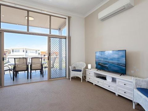 Walk On Birubi 1 / 40 Ocean Ave Pet Friendly WIFI Boat Parking & Water Views - Darwin Holiday 5