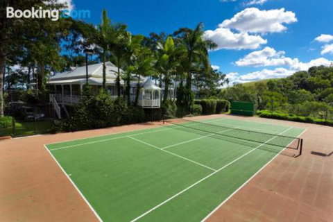 Sunrise At Sanquar Noosa Hinterland - Darwin Holiday 1