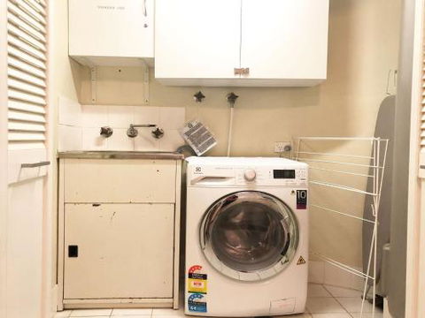 4 Magnus Gardens 7 Magnus St. Beautiful Air Conditioned Unit With Filtered Water Views & WIFI - Darwin Holiday 3