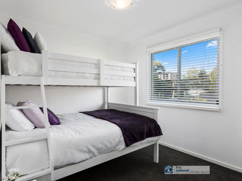 13 Seacombe Grove Ventnor - Darwin Holiday 2