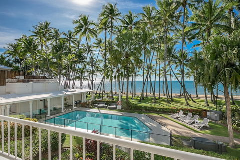 Belle Escapes - Absolute Beachfront Alamanda Resort 14 - Darwin Holiday 2