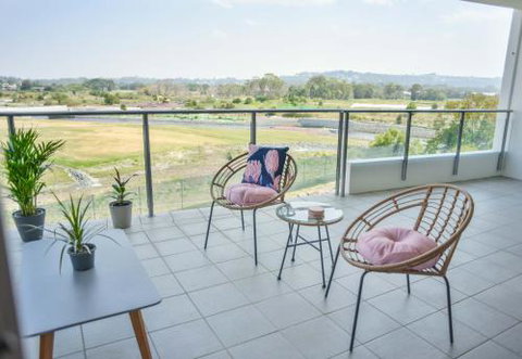 Heart Of The Sunny Coast 2 Resort Pools Gym NOW OPEN! Walk To Sunshine Plaza - Darwin Holiday 0