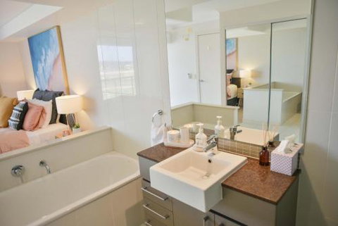 Heart Of The Sunny Coast 2 Resort Pools Gym NOW OPEN! Walk To Sunshine Plaza - Darwin Holiday 5